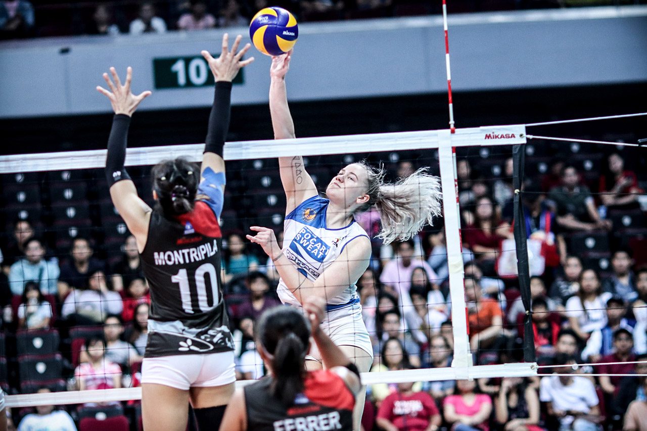 Lady Warriors repel Perlas Spikers, close in on third
