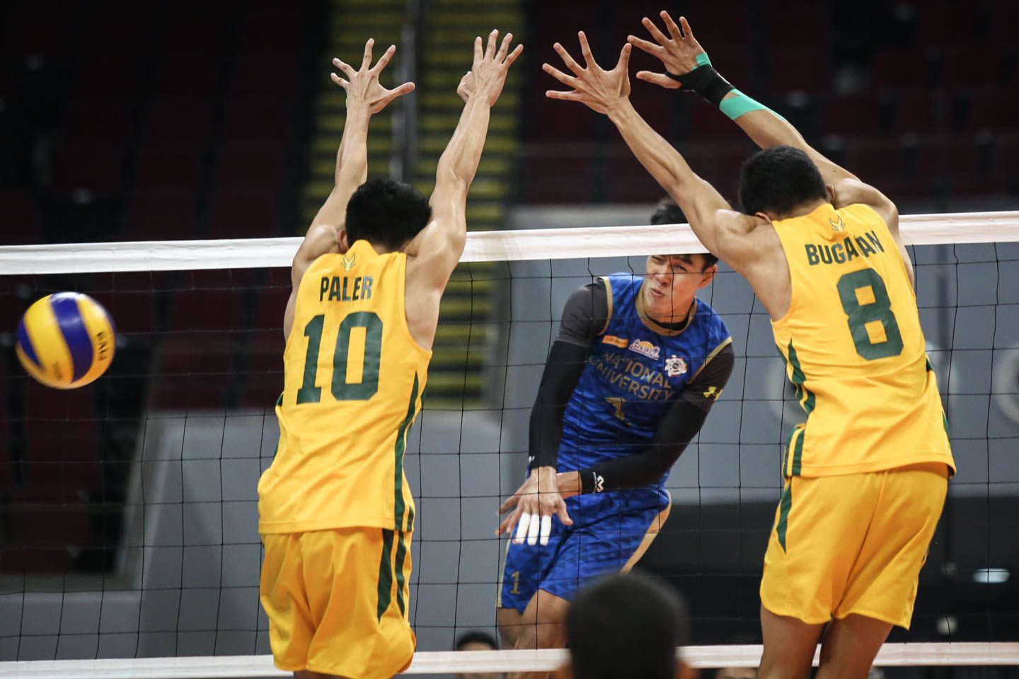 NU sweeps FEU for back-to-back men’s volleyball titles