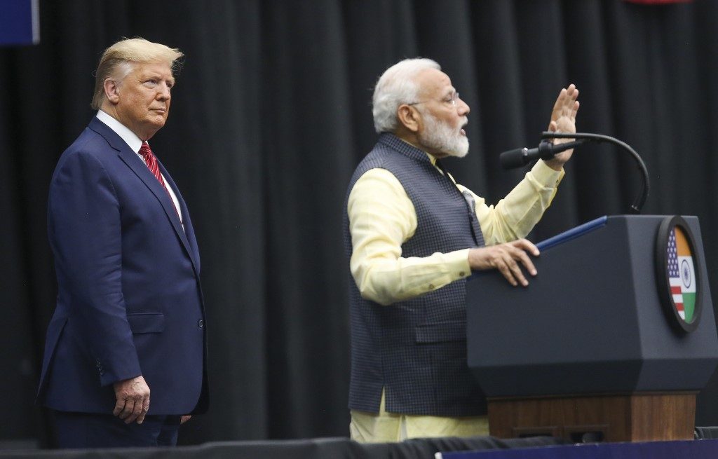 Trump, Modi vow relentless fight on extremists in mass rally