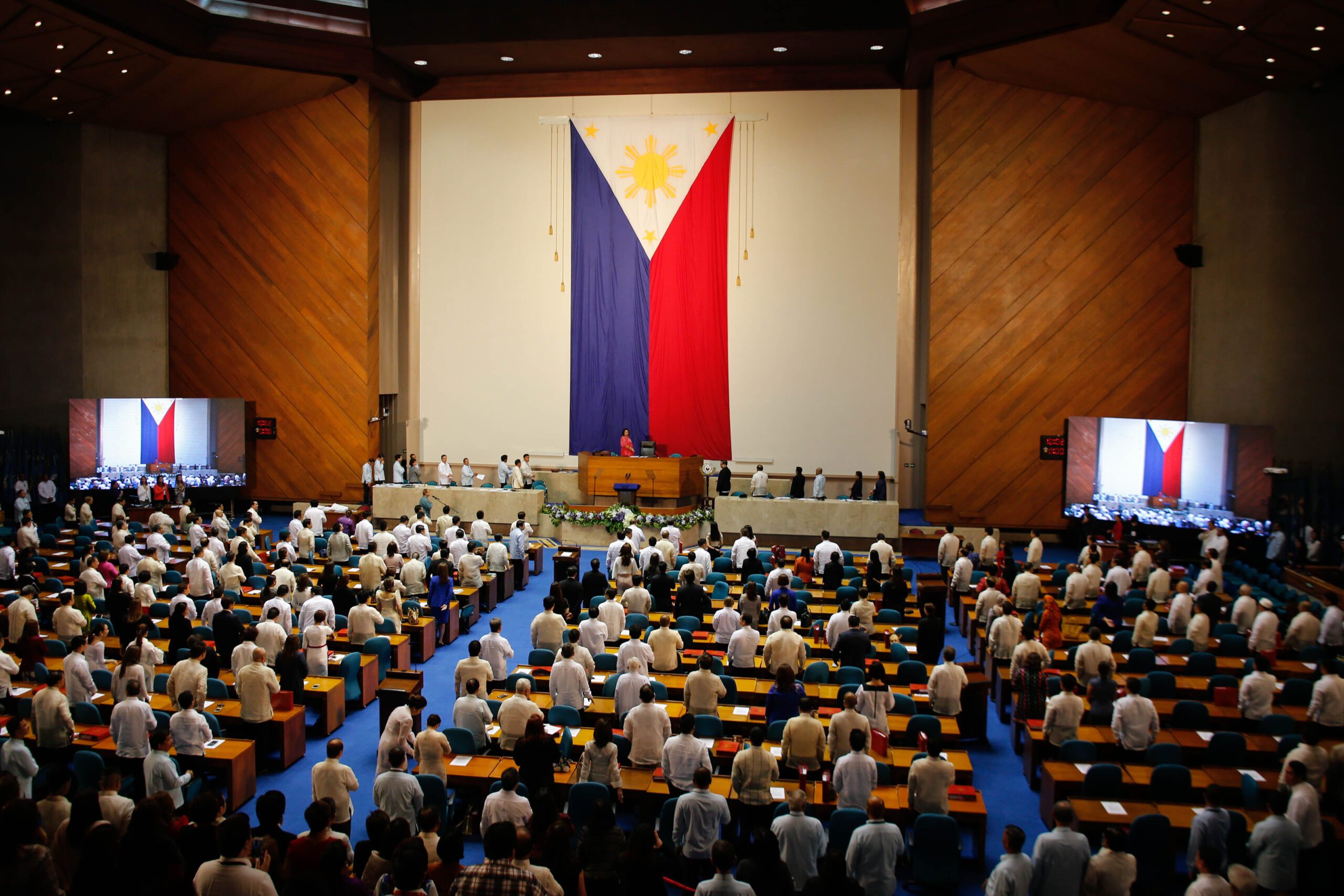 Alvarez to ask Duterte to pass Con-Com EO for federalism