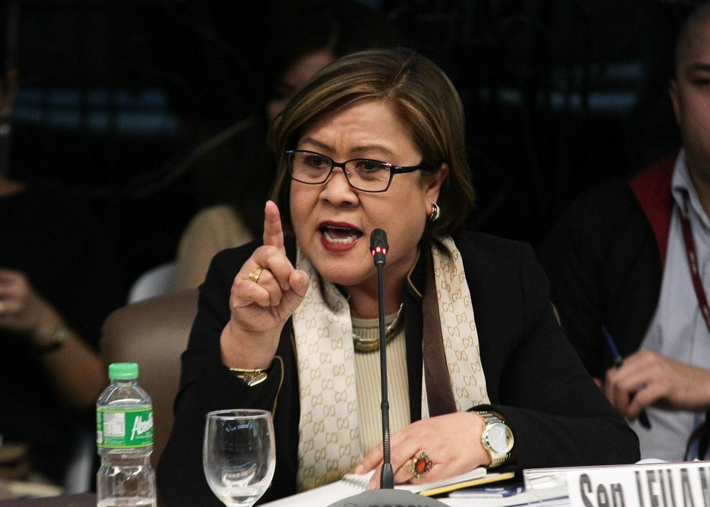 De Lima meminta persetujuan pengadilan untuk bergabung dalam debat Senat