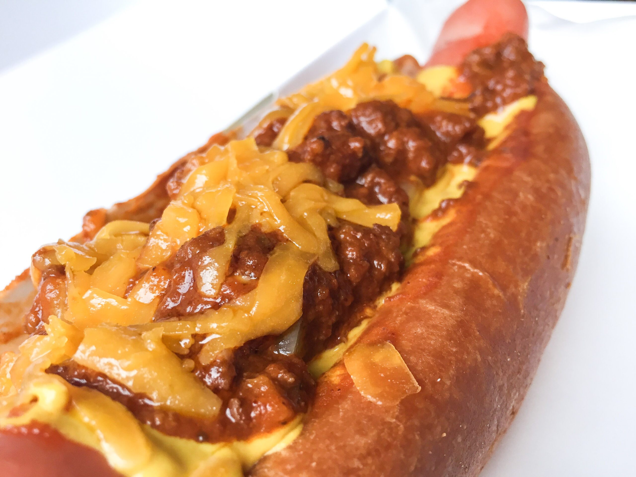 Iconic Pink’s Hot Dogs from Hollywood opens in Manila: A look at the food