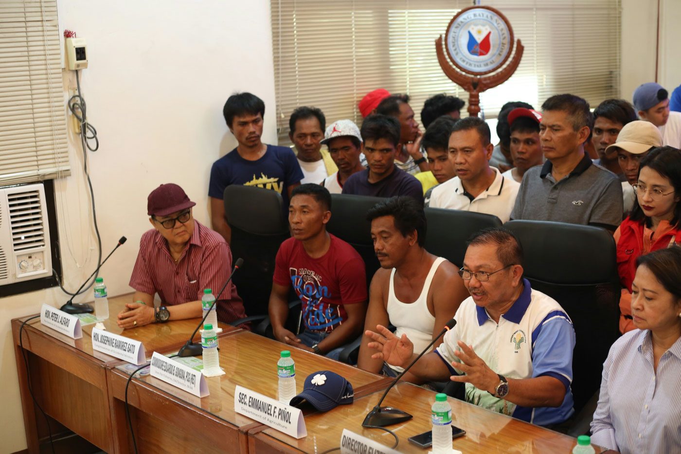 PH boat captain changes tune after meeting with Piñol