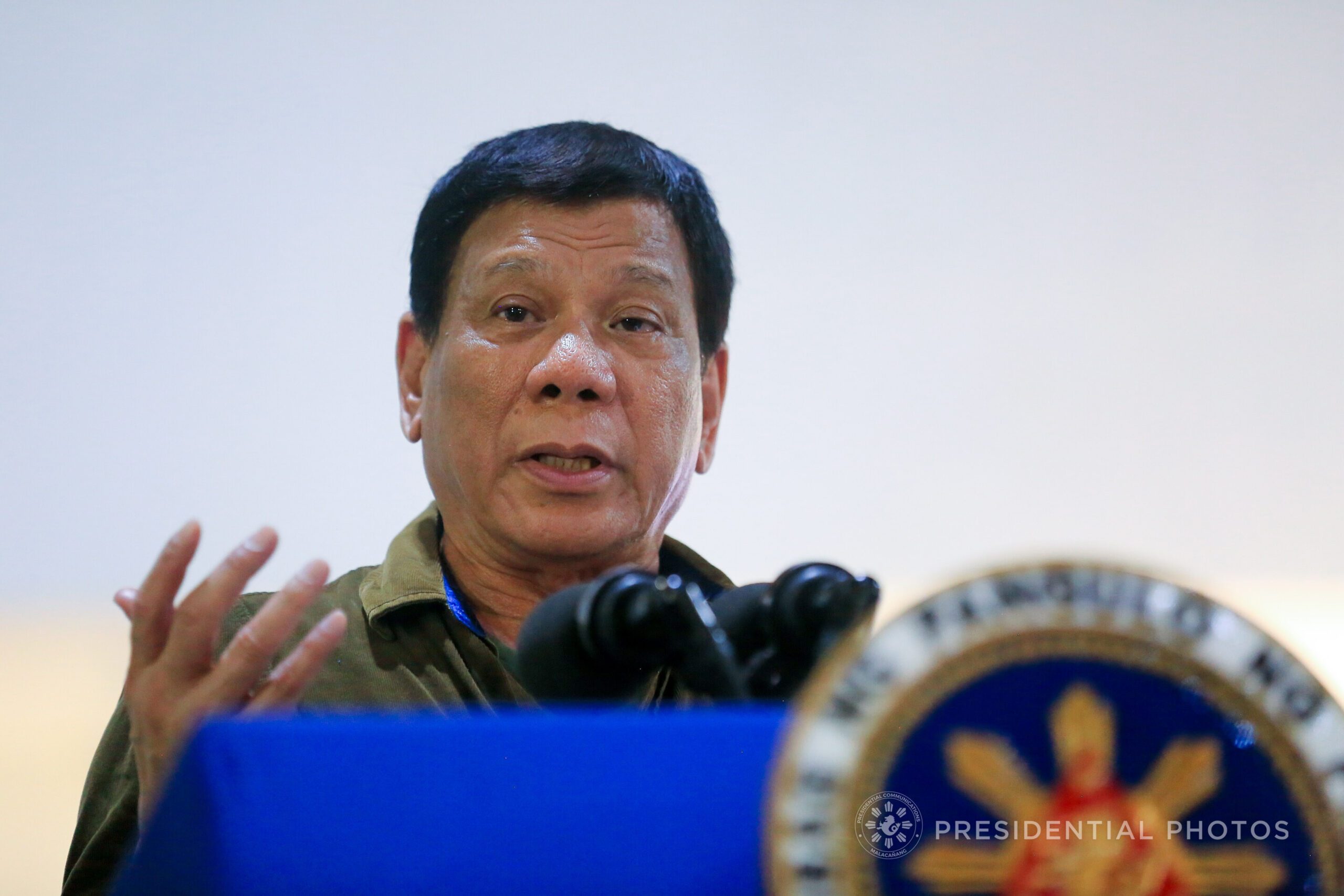 Duterte fires DBM undersecretary for ‘corruption’