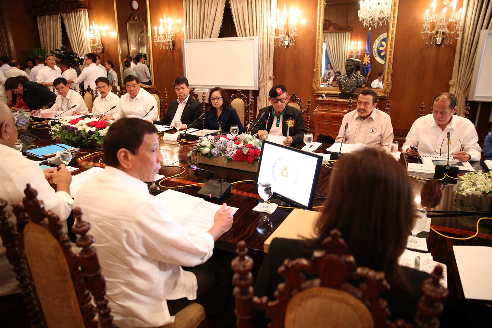Duterte thanks Aquino for ‘ace card’ Hague ruling