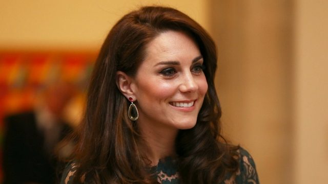 French verdict delayed over topless pictures of Kate Middleton