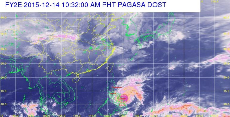 Typhoon Nona makes landfall in Northern Samar