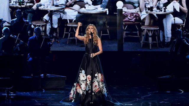WATCH: Celine Dion performs beautiful Paris tribute at AMAs 2015