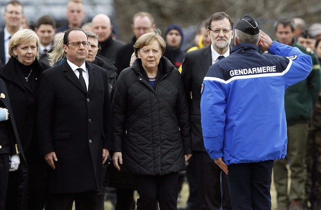 SALUTE. French President, Francois Hollande (2-L), German Chancellor Angela Merkel (C) and Spanish Prime Minister Mariano Rajoy (2-R) arrive to Seyne-les-Alpes near the crash site of Germanwings Airbus A320, in France, 25 March 2015. Alberto Estevez/EPA 