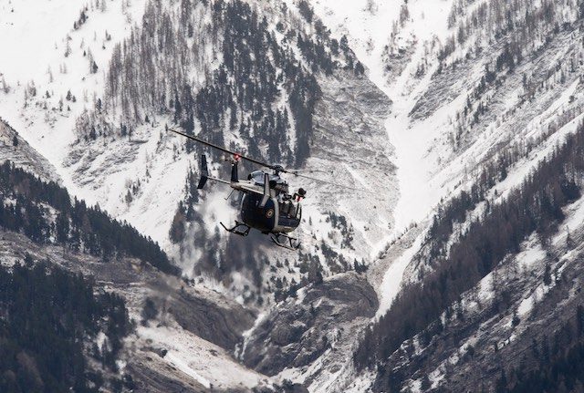 Search for bodies, clues in ‘inexplicable’ French Alps crash