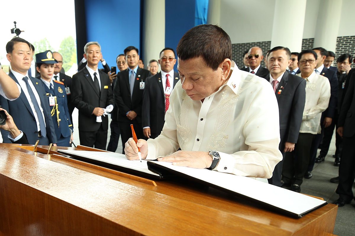 Duterte, Moon hail ‘solid friendship’ between Philippines, South Korea