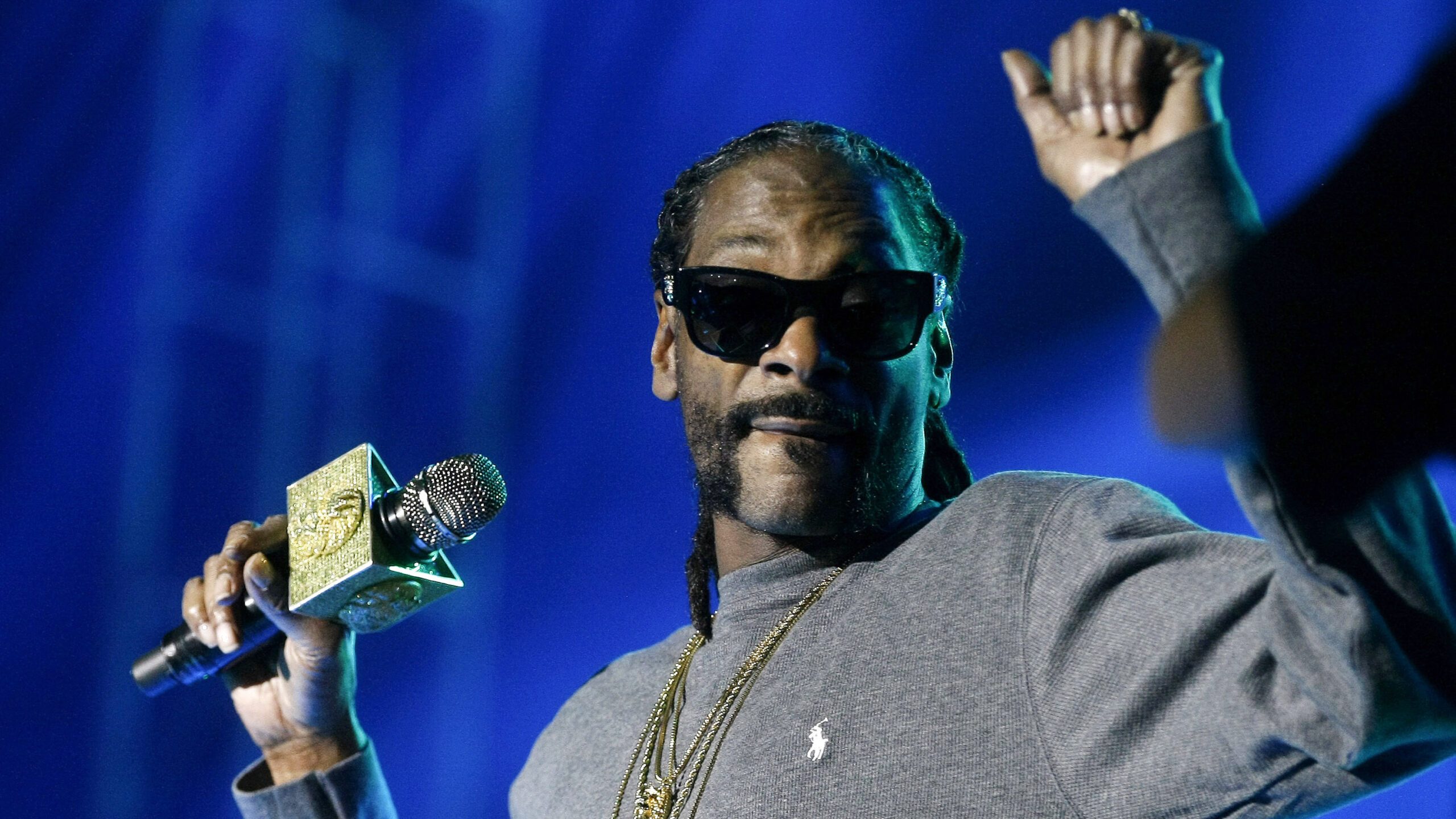 Snoop Dogg to play at Hillary Clinton convention party