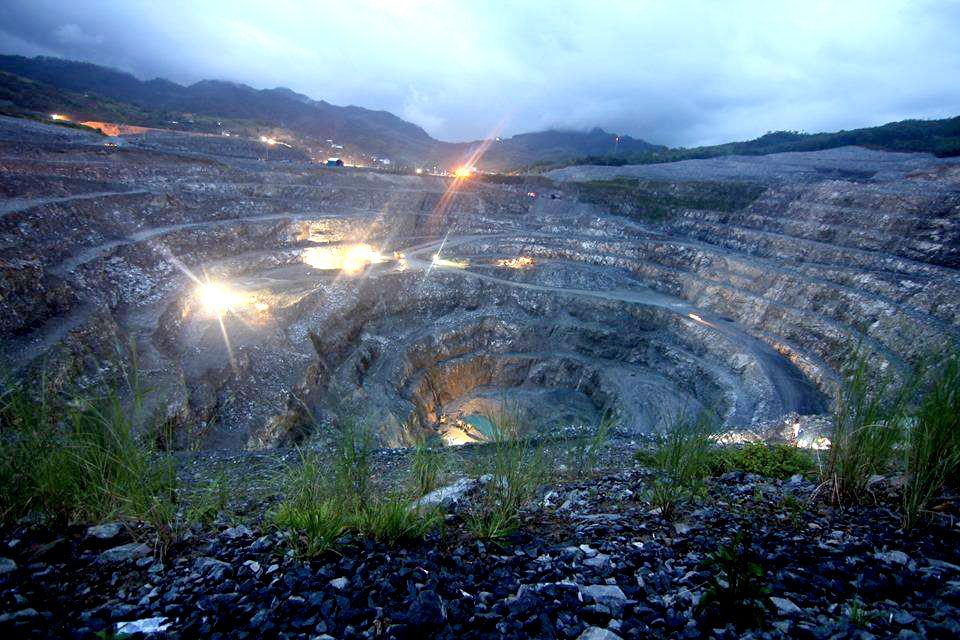 OPEN-PIT MINING. Military personnel have accused anti-mining groups opposing the open-pit mine of OceanaGold in Nueva Vizcaya as fronts of communist rebels. Photo by Amianan Salakniban  
