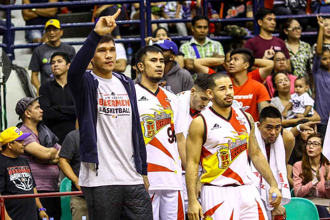 NO JUNE MAR. Fajardo cheers on his team from the bench in Game 4. File Photo by Josh Albelda/Rappler  