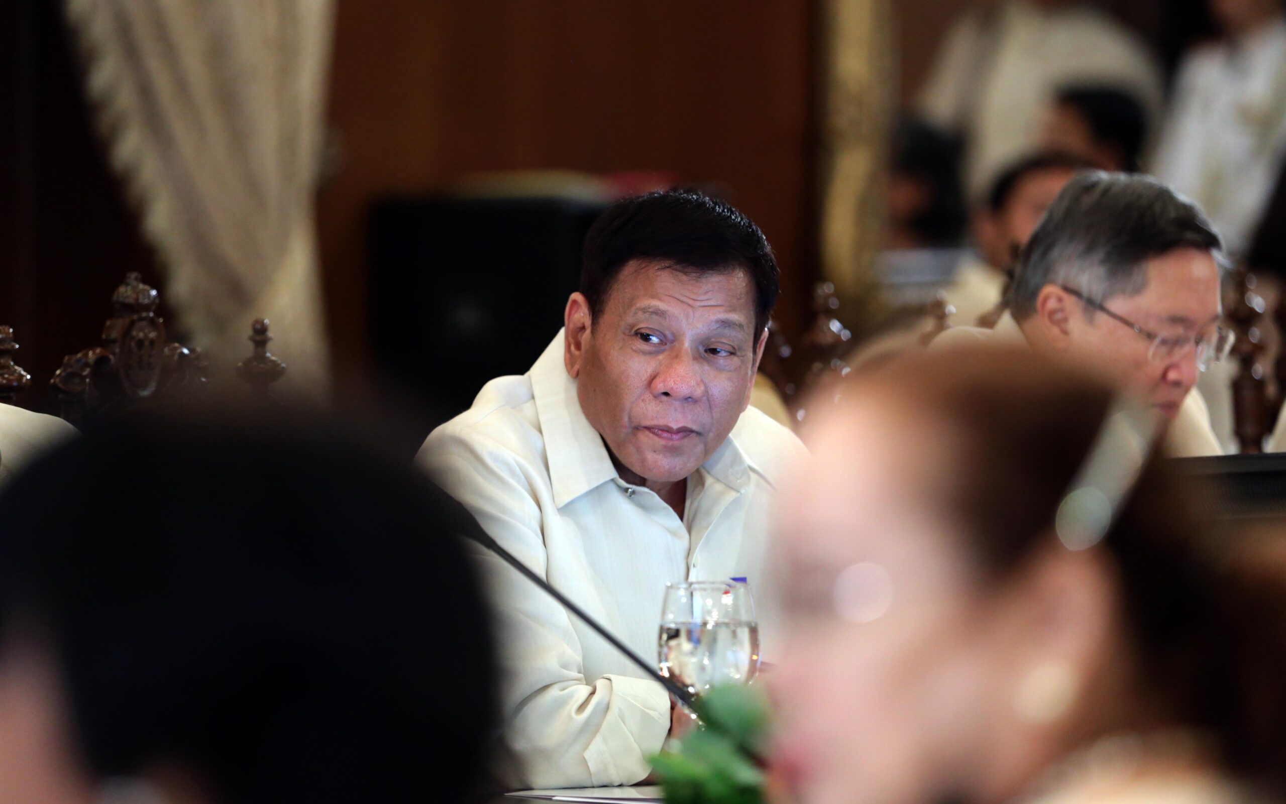 Duterte eyes road network to Clark airport