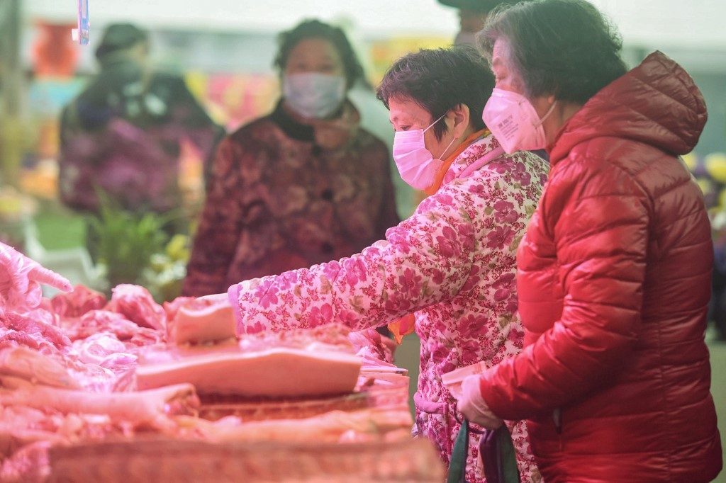China virus death toll tops 1,100 as new cases fall