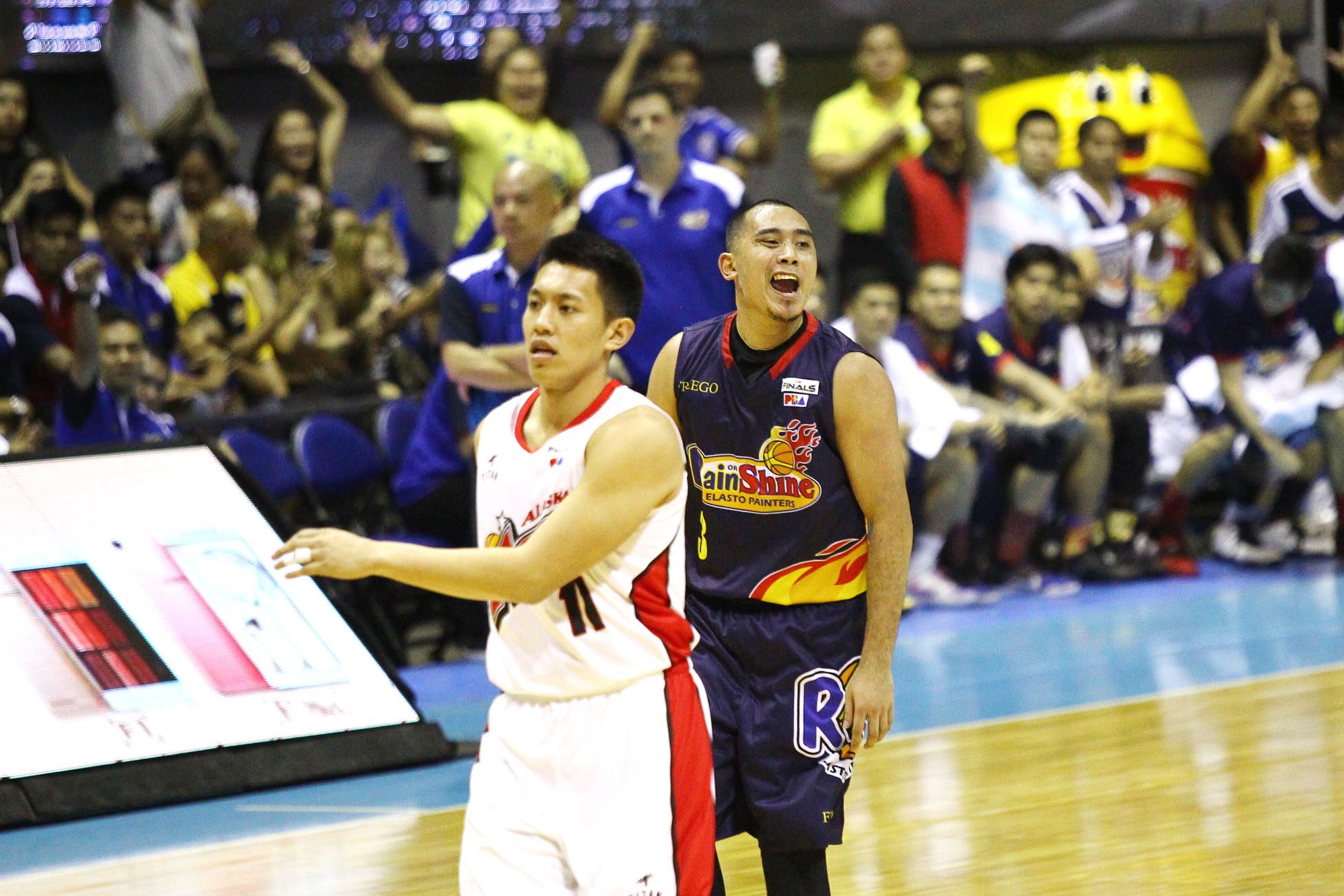 Rain or Shine ends title drought with Game 6 win over Alaska