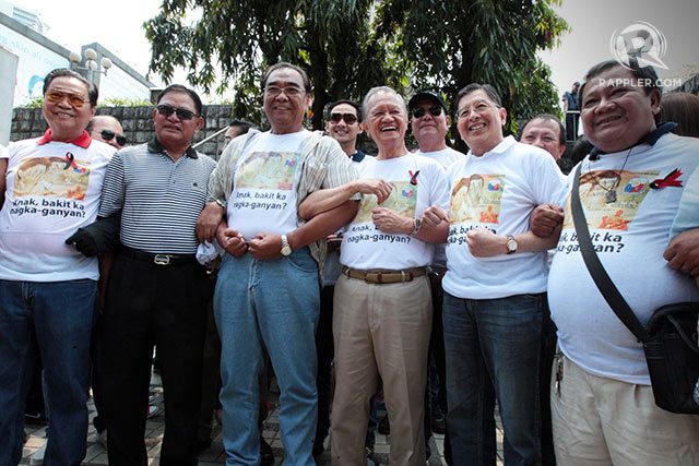 Members of the the 2.22.15 Coalition, including Jose 'Peping' Cojuangco (3rd from L) during a rally at the EDSA Shrine, February 22, 2015. Photo by Ben Nabong/Rappler 