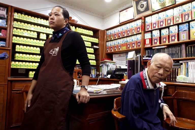 Taiwan’s traditional medicine stores struggle on life support