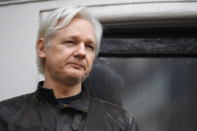Assange held in London jail ahead of long legal fight