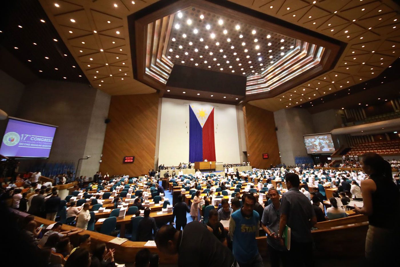 House fails to meet own deadline to pass 2019 budget by October
