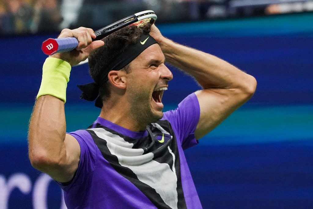 Dimitrov stuns Federer to reach U.S. Open semis