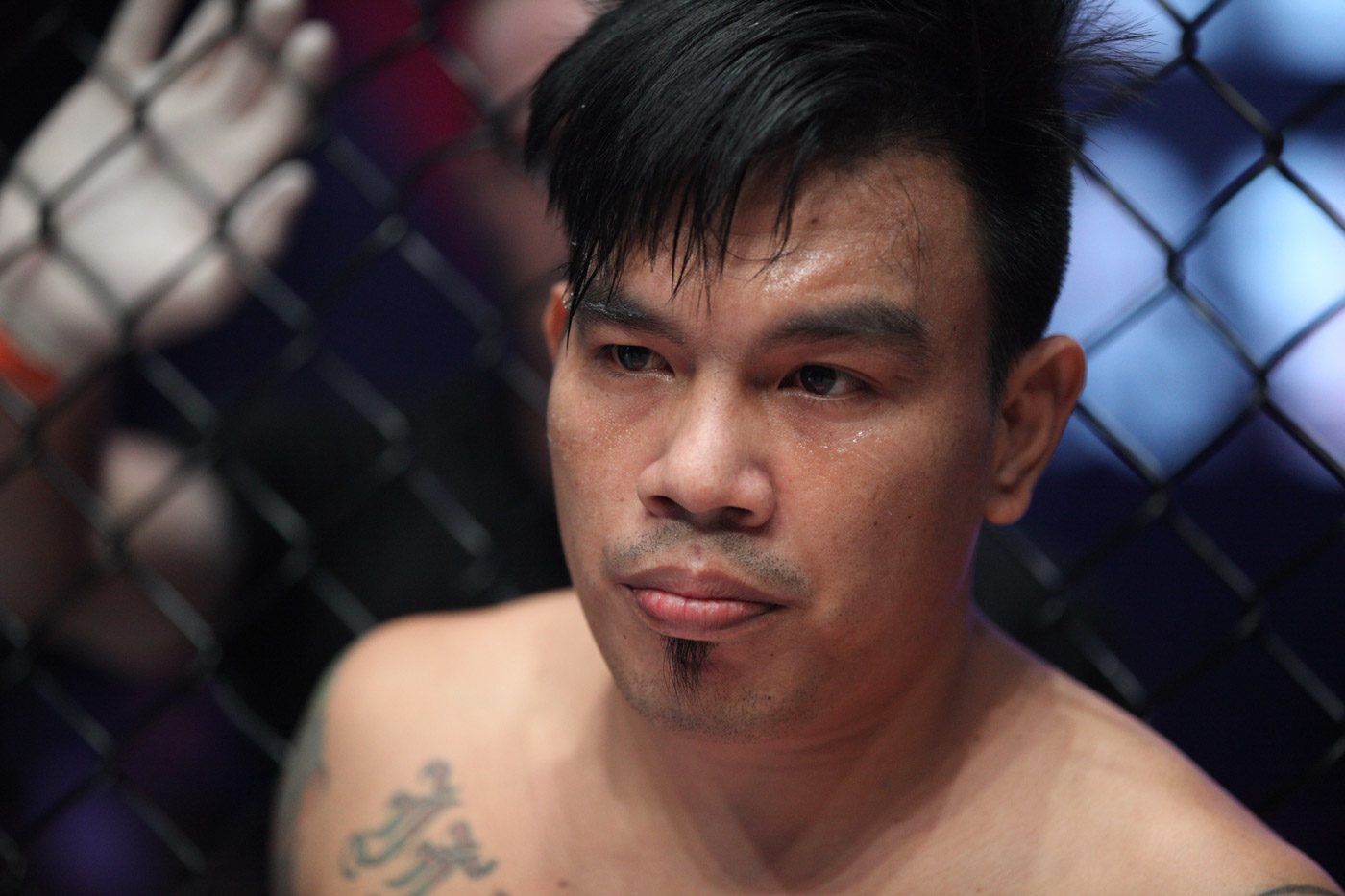 Filipino MMA fighter Rocky Batolbatol dies in road accident