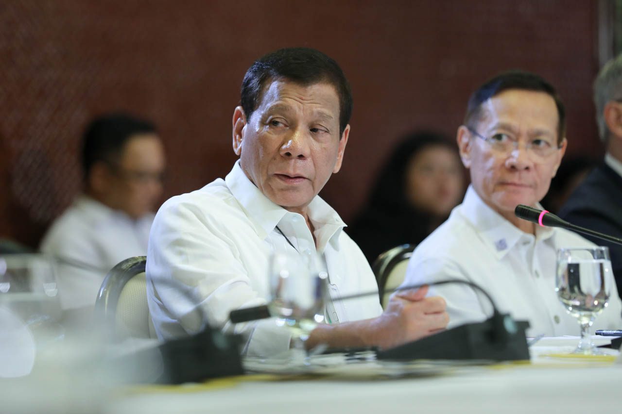 Duterte backs Duque amid resignation calls