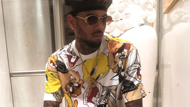 Chris Brown skips preliminary investigation for PH concert estafa complaint