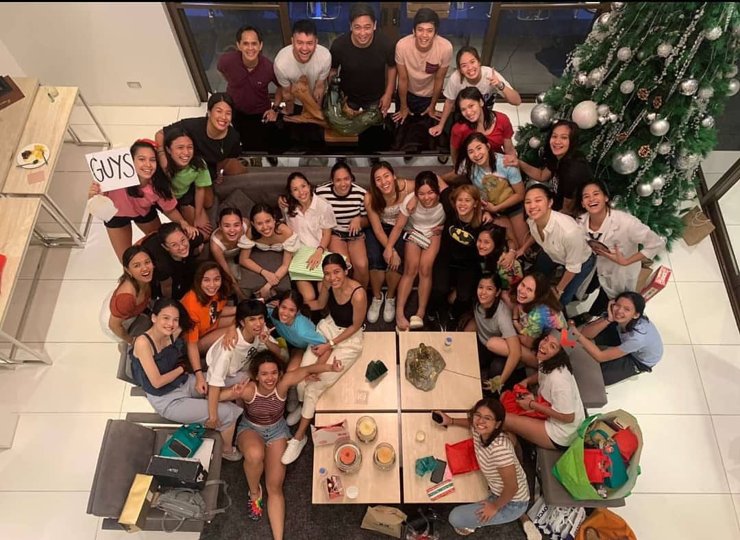 LOOK: Mimiyuuuh parties with the Ateneo Lady Eagles