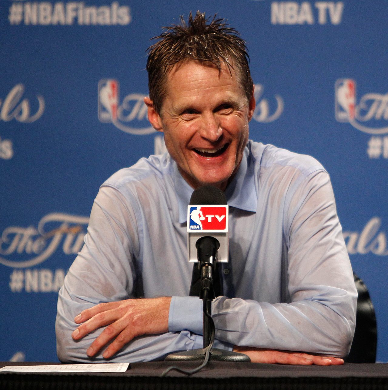 CHAMPION GRIN. Warriors head coach Steve Kerr is drenched and all smiles at the press conference after his team defeated the Cleveland Cavaliers in Game Six of the NBA Finals. Photo by DAVID MAXWELL/EPA 