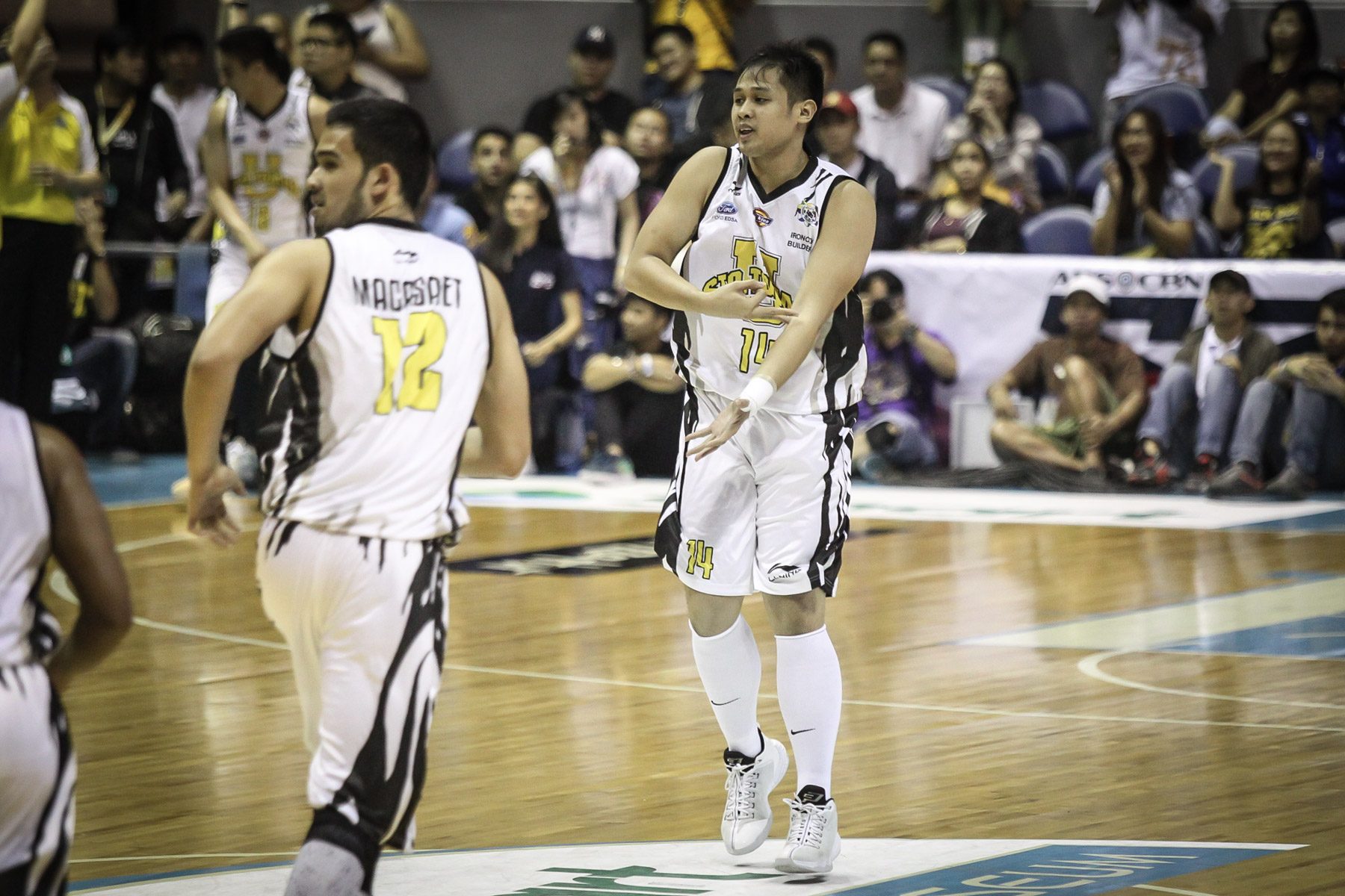 UST’s Embons Bonleon to undergo surgery, out 6-8 months