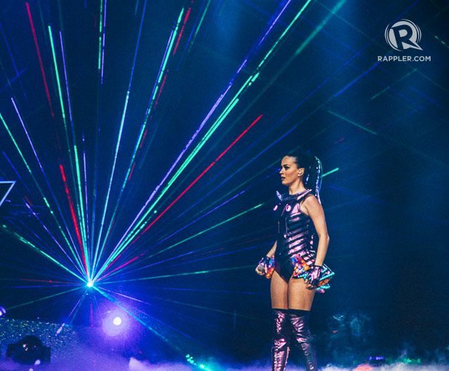 IN PHOTOS: All of Katy Perry’s PH concert outfits