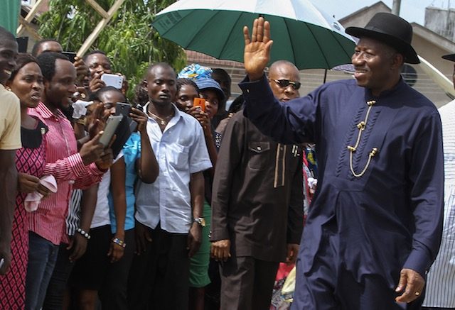 DEFEATED INCUMBENT. Nigerian incumbent president Goodluck Jonathan waves to supporters after casting his ballot at a polling station in Otueke, Bayelsa state, Nigeria, 28 March 2015. Stringer/EPA 