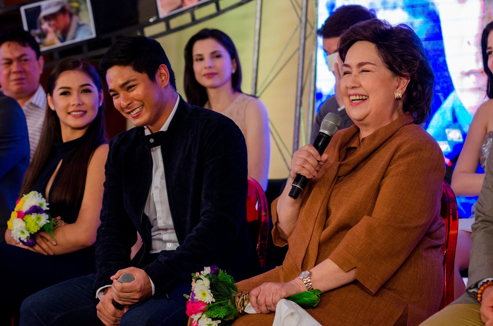 CAST MOM. Coco Martin says that he and co-star Dennis Padilla always go to Susan Roces for advice, because she's the cast's mother figure. Photo by Rob Reyes/Rappler.com 