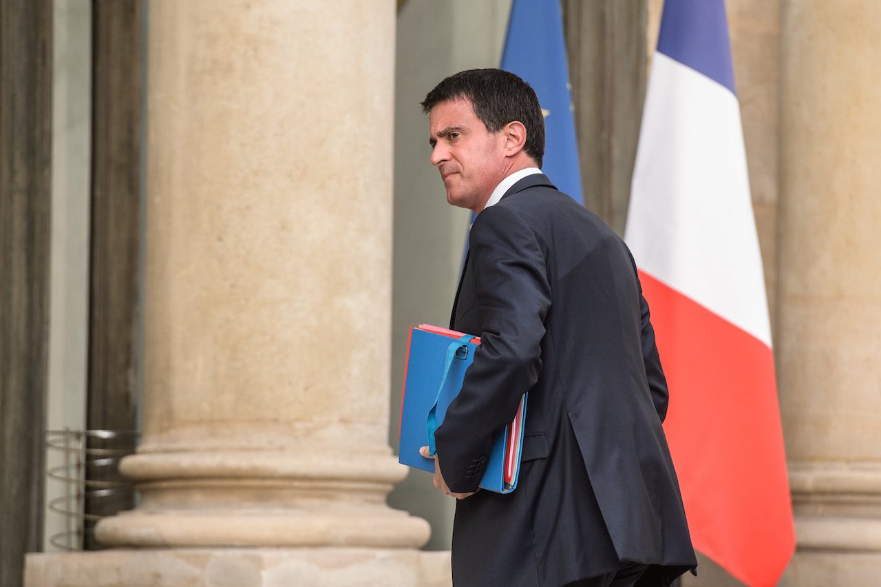 French PM moots temporary ban on foreign-funded mosques
