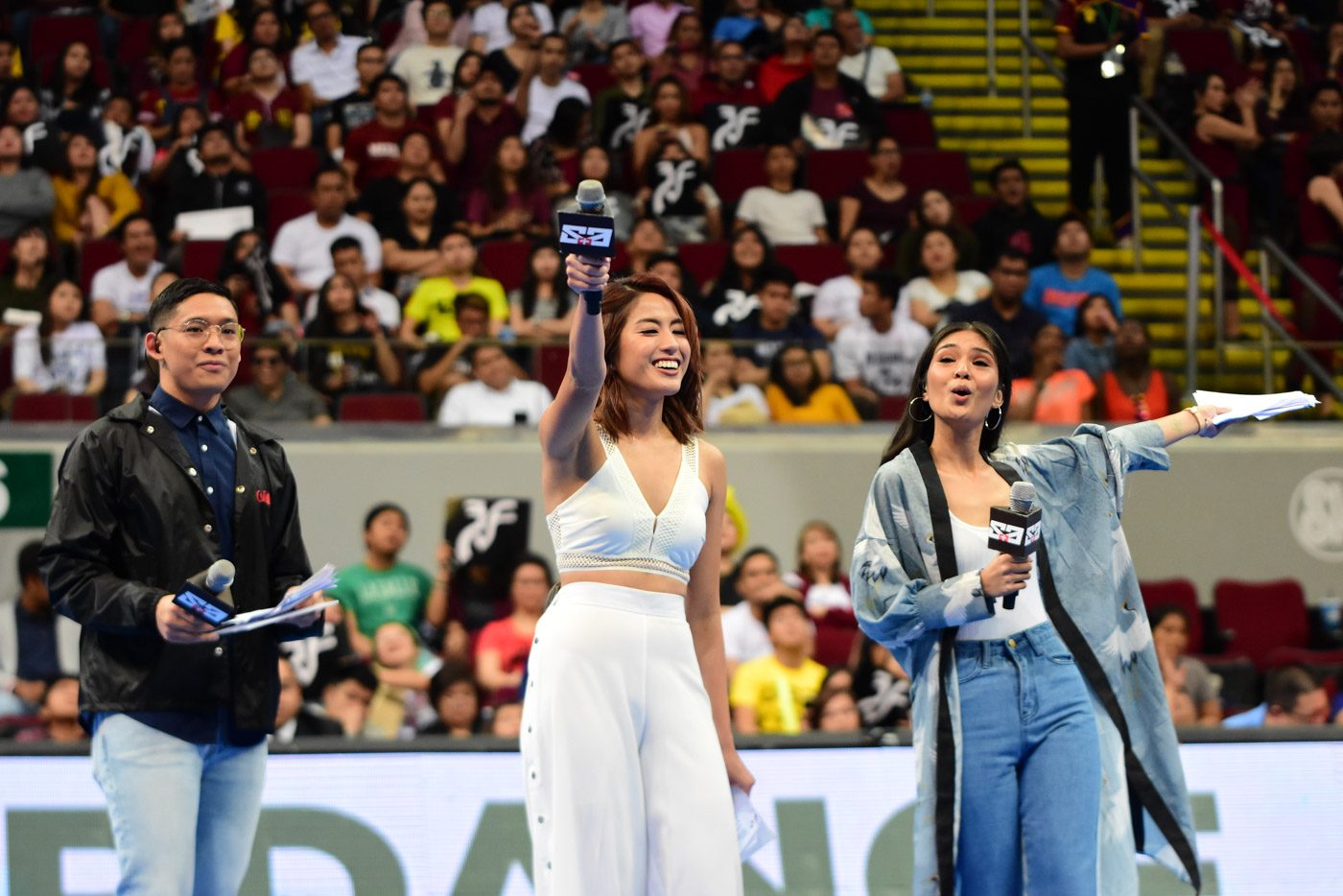 GREETINGS. Nikko Ramos, Gretchen Ho and Angelique Manto are the UAAP CDC 2017 hosts. Photo by Alecs Ongcal/Rappler 
