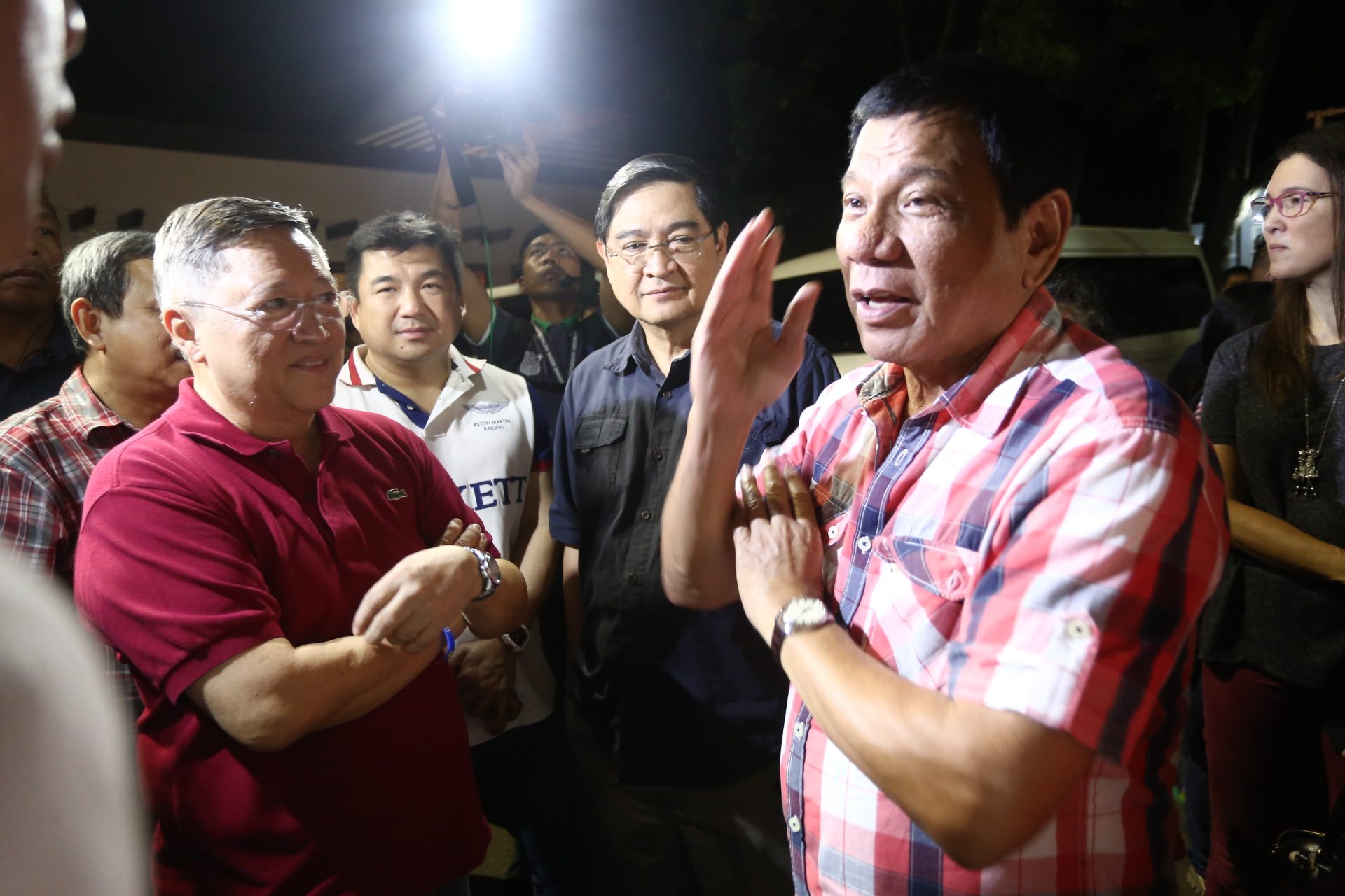 READY FOR THE PRESIDENCY? Hours after realizing he has won the presidential race, Rodrigo Duterte meets with good friends and key members of his campaign team including brothers Sonny and Paul Dominguez. Photo by Manman Dejeto/Rappler   