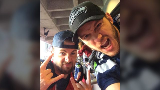 Chris Pratt, Chris Evans, and their awesome Super Bowl Twitter bet
