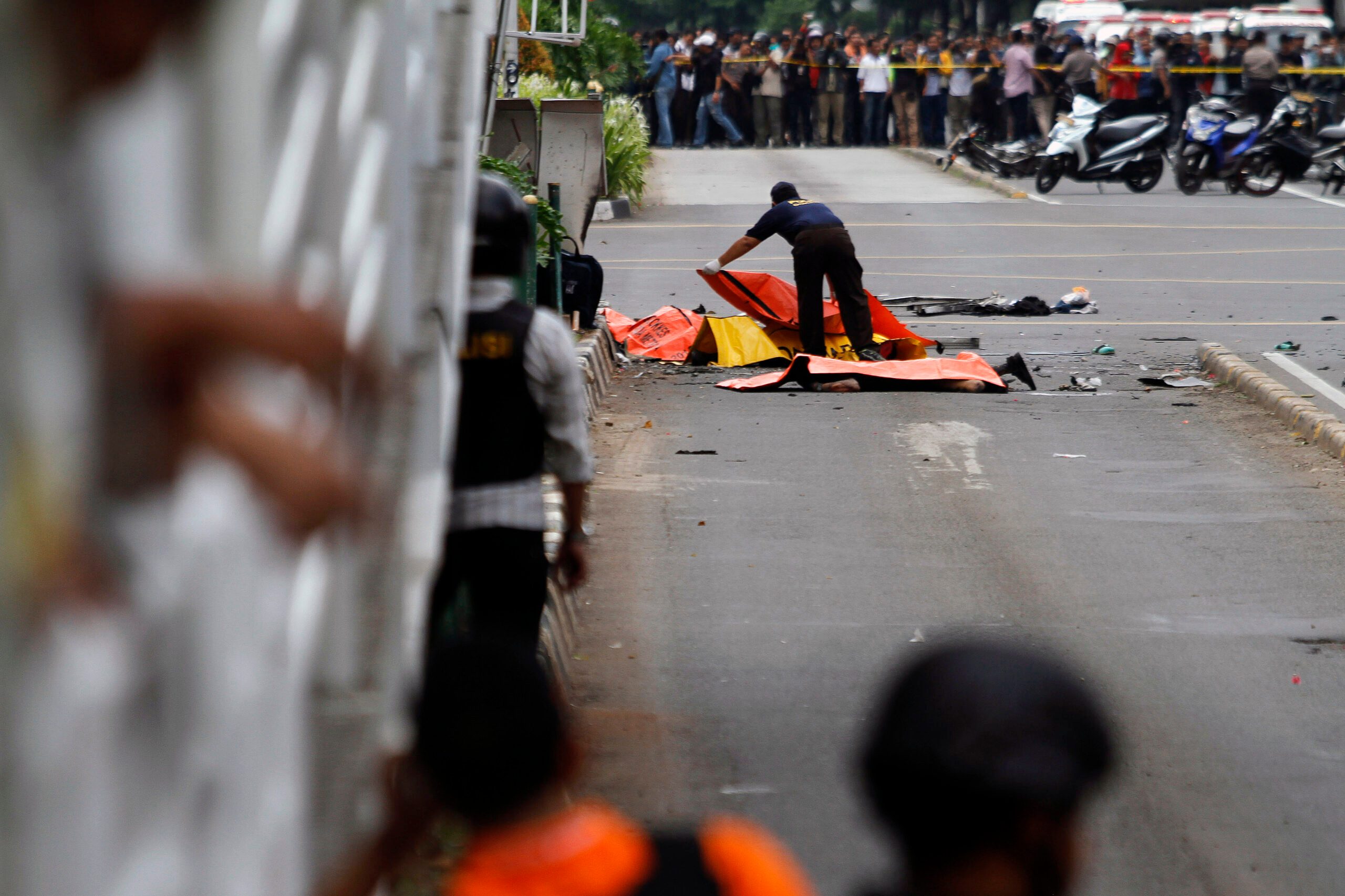 Indonesia identifies convicted militant in Jakarta attacks