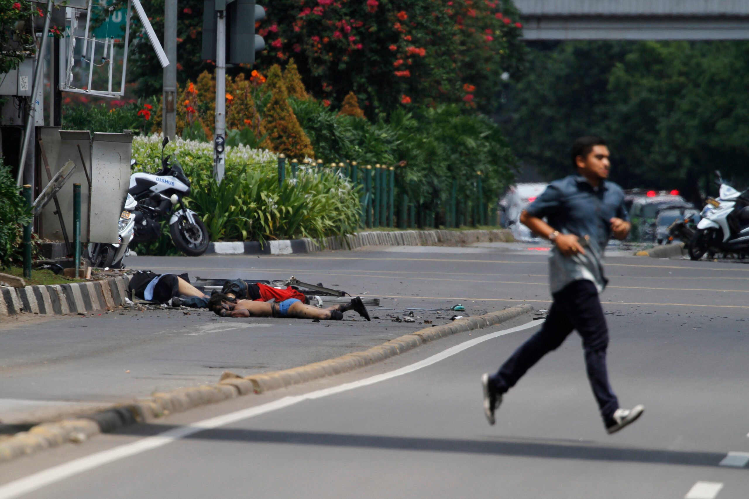 Jakarta attacks: Did other terrorists escape?