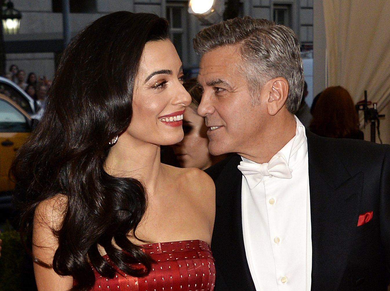 George Clooney shares how he proposed to Amal Clooney