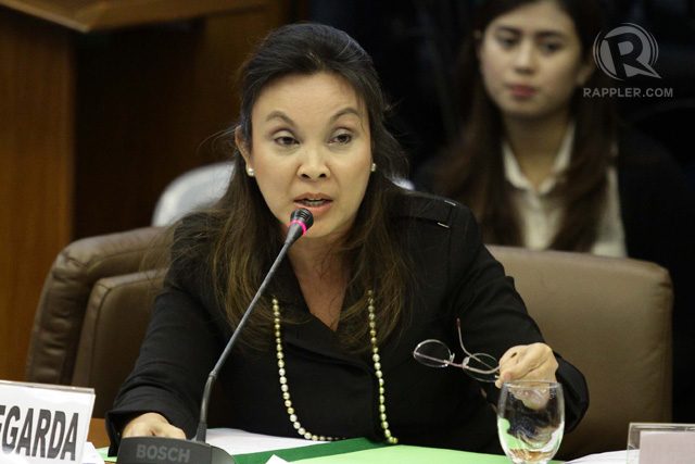 PRO OR ANTI? After Senator Loren Legarda's approval of the budget cut, advocates of the reproductive health law doubt whether she is really a supporter of the measure. File photo by Mark Cristino/Rappler  