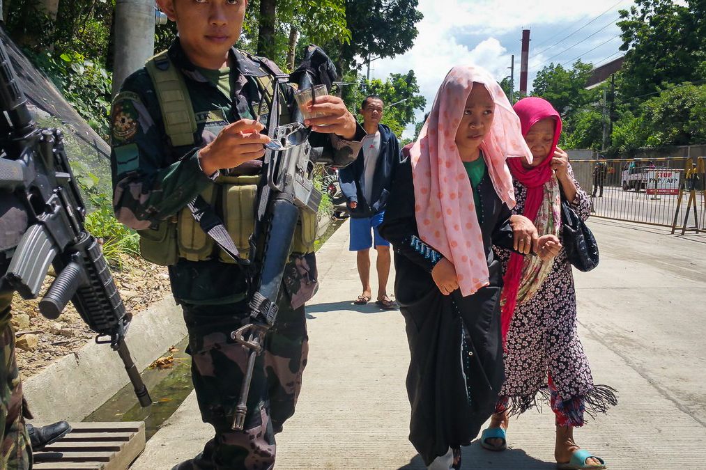 Lorenzana: Criminals, not NPA, target of martial law