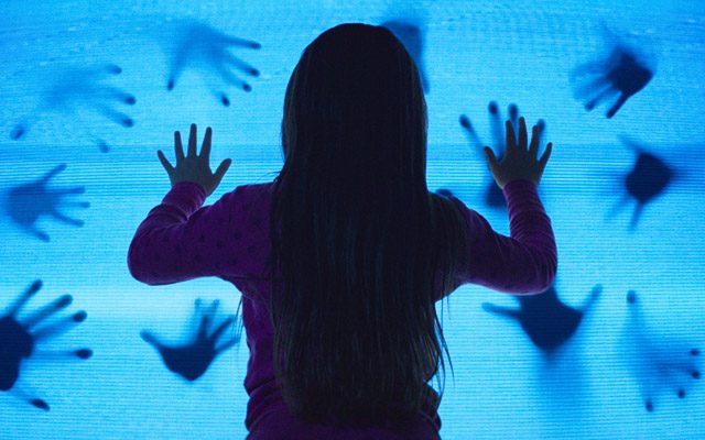 ‘Poltergeist’ Review: Amusing but never scary