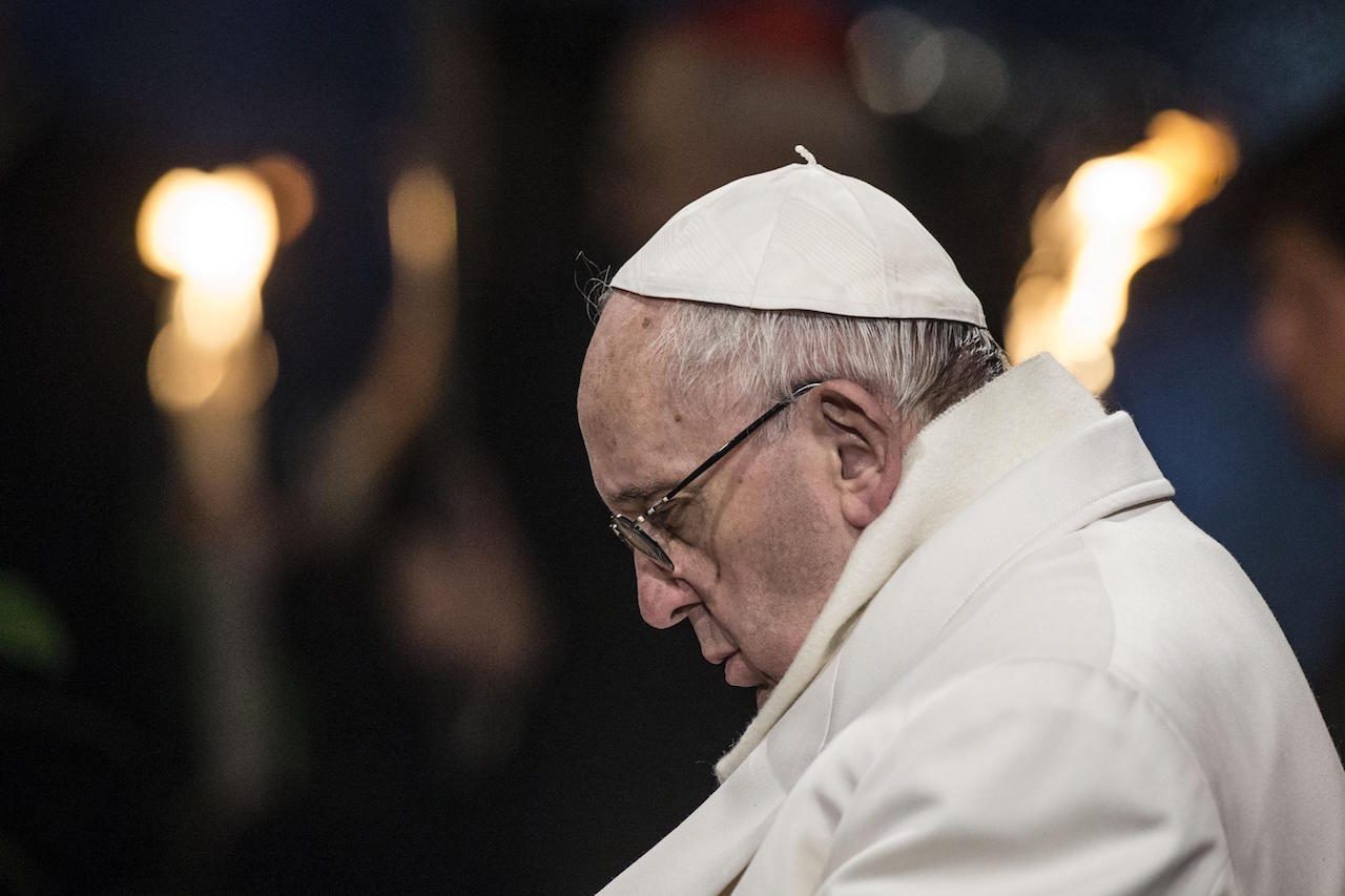 Pope slams Europe over migrants, denounces pedophile priests