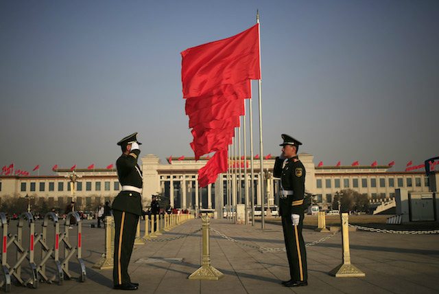 China raises 2016 defense spending by 7.6%