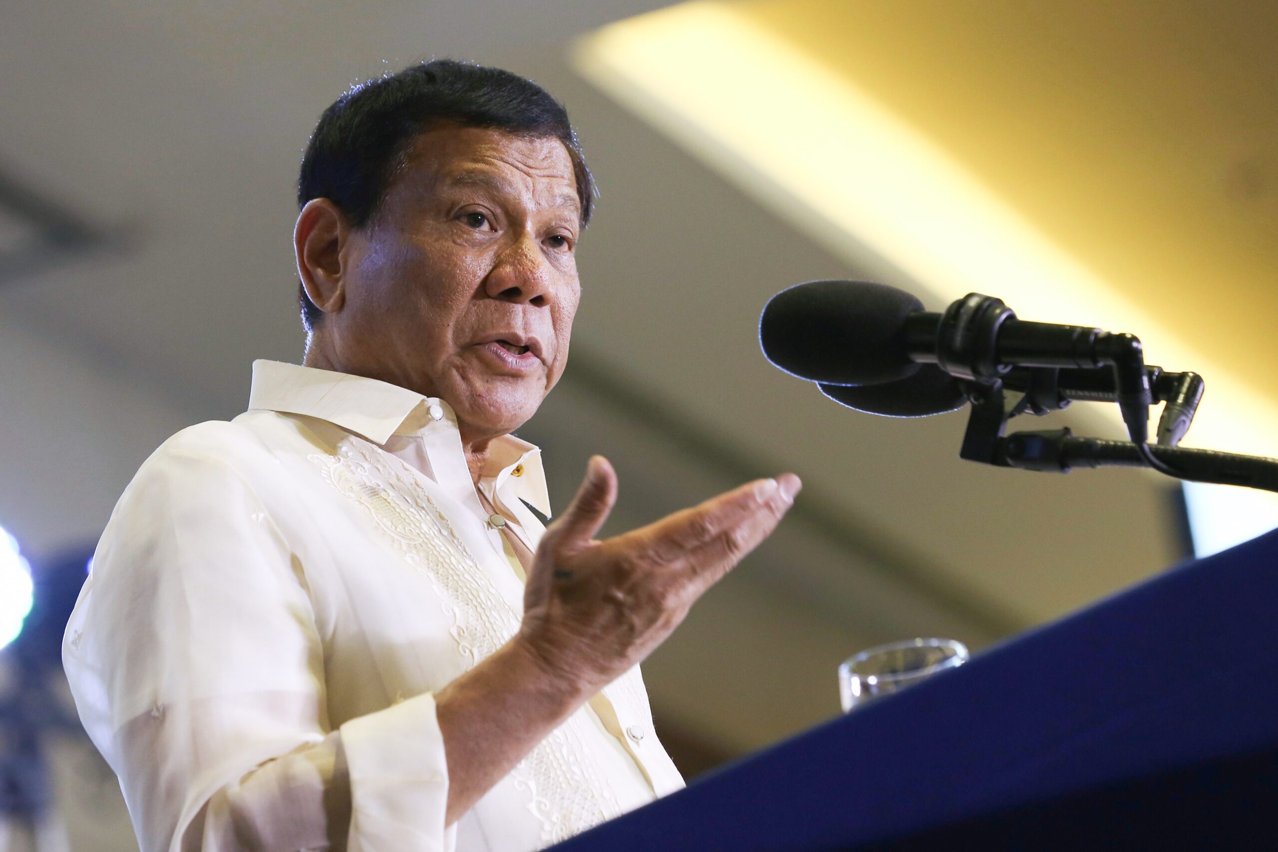 Duterte tries to link Inquirer owners to ex-official with huge salary