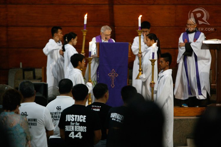 MASS FOR JUSTICE. A Mass is held on March 8, 2015, to mark the 44th day since the Mamasapano encounter. Photo by Ben Nabong/Rappler 