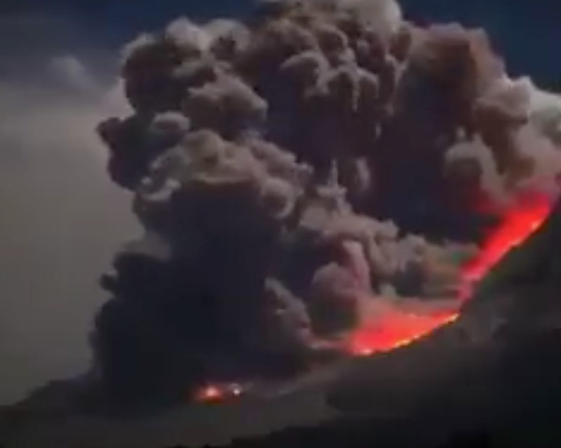 BNPB: Oknum tertentu sengaja buat informasi hoax mengenai letusan Gunung Agung
